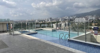 Acogedor Apartamento Cerca de Clínica en F/blanca