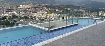 Acogedor Apartamento Cerca de Clínica en F/blanca