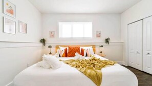 2 dormitorios, tabla de planchar con plancha, wifi gratis y ropa de cama