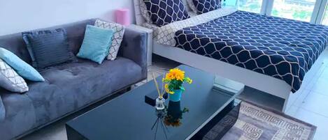 1 غرفة نوم ومكواة/لوح كي وواي فاي وملاءات أسرّة