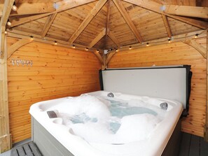 Cottage | Interior - Briars Lea (Windermere)