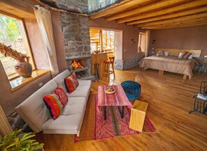 Flat-screen TV - Cabaña Maras Peru (Maras)