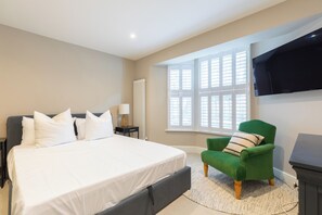 2 habitaciones, tabla de planchar con plancha, internet y ropa de cama 