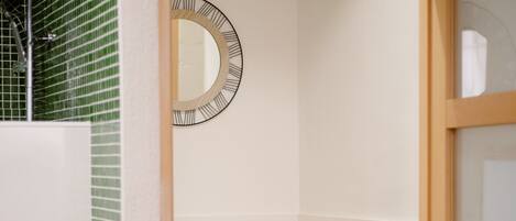 Doccia, asciugacapelli, asciugamani