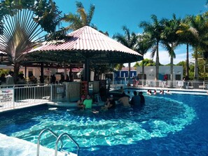 2 bars/lounges, beach bar - Riopark Beach Hotel (Yopal)