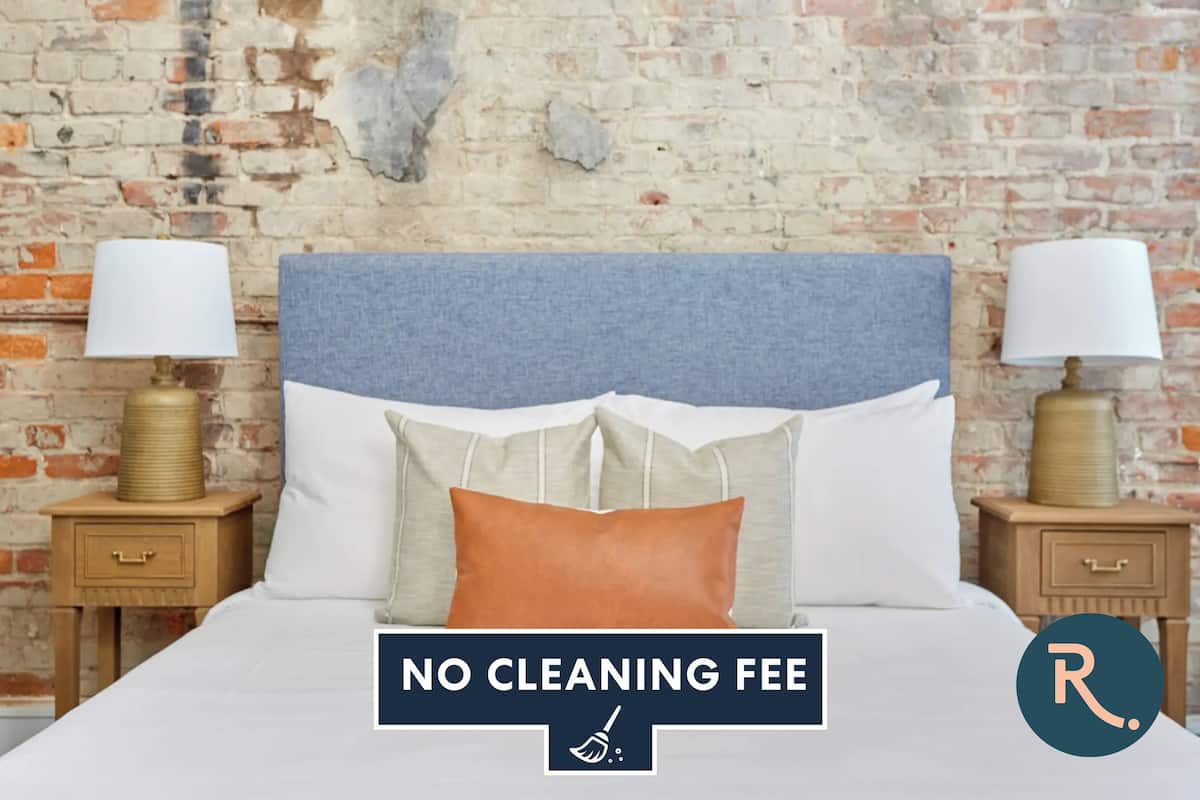 Arbetsyta för laptop, strykjärn/strykbräda, gratis wi-fi och sängkläder