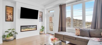 3 Bedroom house in Best Neighbourhood: 2024 built, 30 mins from Toronto Downtown