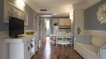 Appartement, 2 chambres, fumeur, patio | Salle de séjour