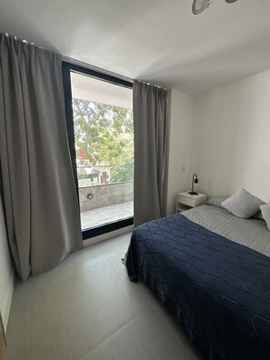 1 室のベッドルーム、アイロン / アイロン台、WiFi、ベッドシーツ