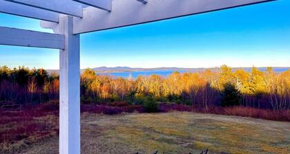 Acadia Ocean View Hotel