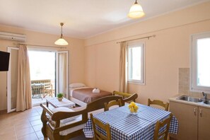Apartment | 6 bedrooms - Porto Nirikos Lefkada - Private Parking (Lefkada)