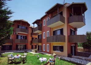 Exterior - Porto Nirikos Lefkada - Private Parking (Lefkada)