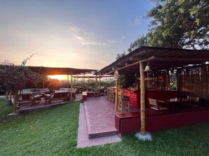 Outdoor dining - Duplex #B2 | Bungalows de Casa Verde | Pool View (Mala)