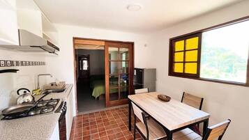 Fridge, oven, stovetop, highchair