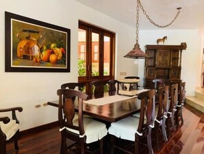 تناول الطعام