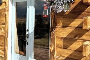 تفاصيل الفندق من الخارج