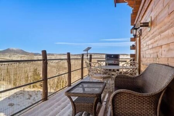 تناول الطعام بالخارج