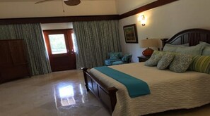 5 bedrooms - Las Cañas Entire villa
 (La Romana)