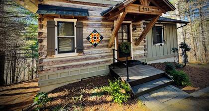 New River secluded log cabin, Lansing/West Jefferson