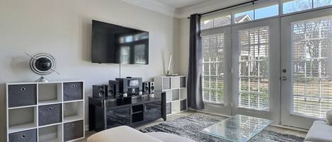 تلفزيون ذكي