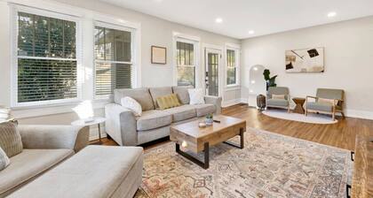 Historic family getaway mins from downtown