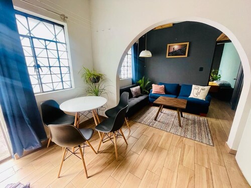 Experience comfort at our lovely 1-bed apartment near Foro Sol in Mexico City