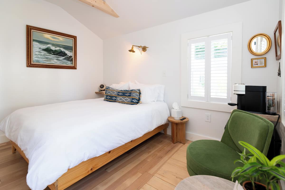 Luxury Double Room | Free WiFi