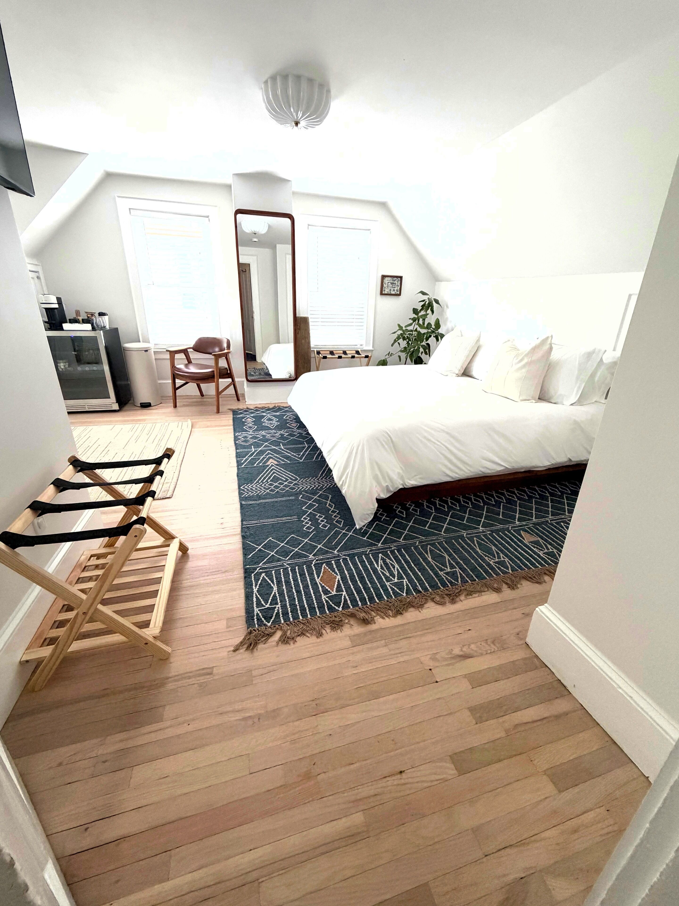 Design Double Room | Free WiFi
