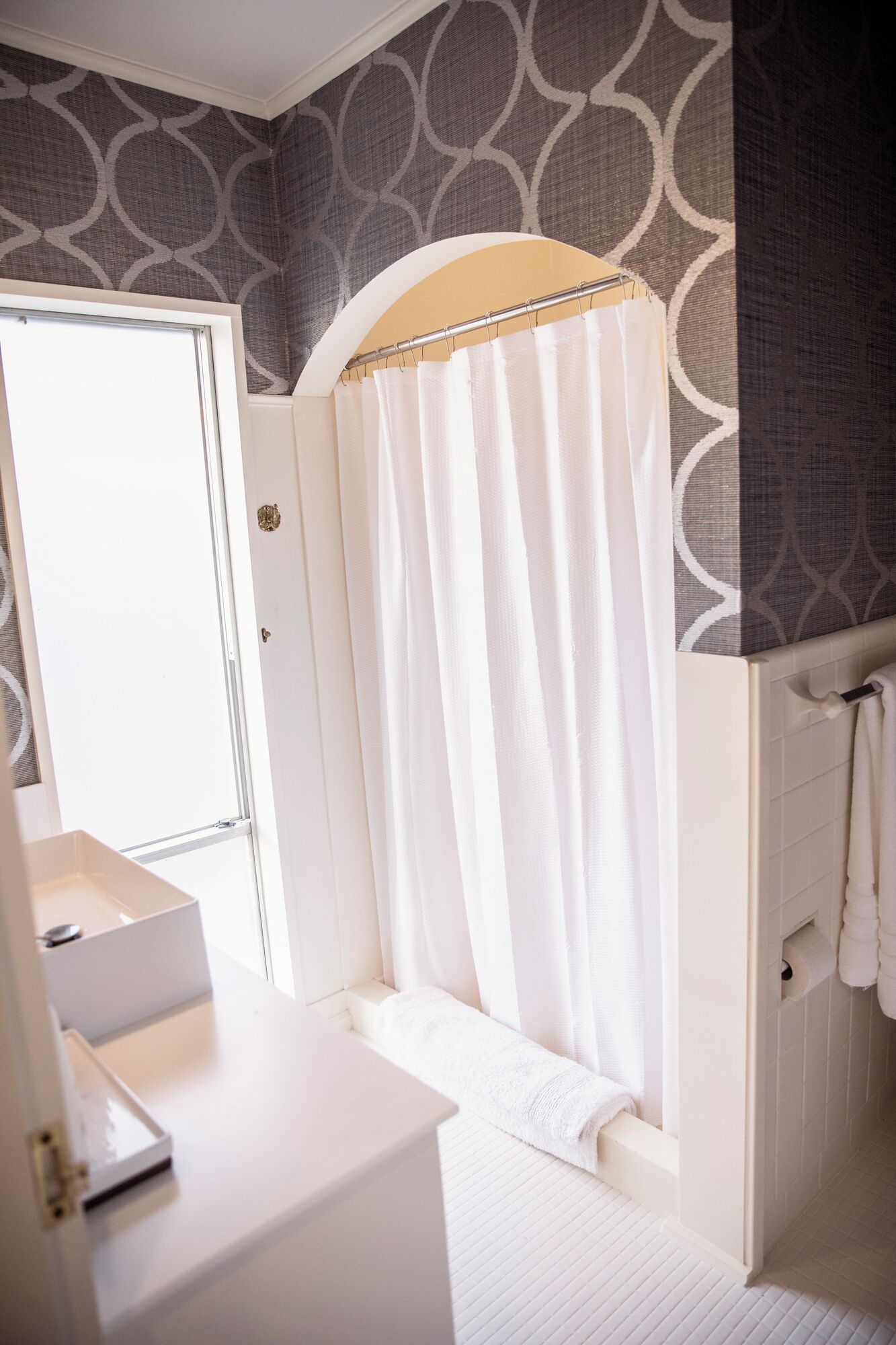 Shower, towels