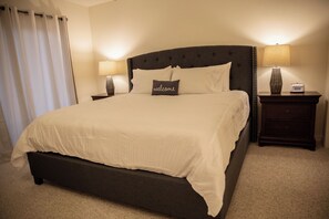 2 bedrooms, WiFi, bed sheets - Condo 302 is a spacious two-bedroom/two-bathroom unit at Cooper's Pointe (Cherokee Village)