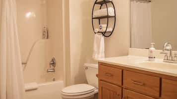 Shower, towels