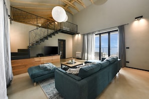 TV - Luxury Villa Aqua Vision with Pool (Ždrelac)