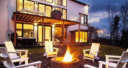 Chalet Peak Tremblant: Your Mountain Escape!