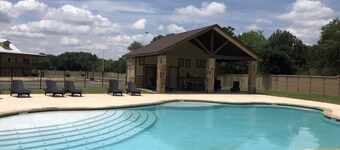 Luxury Condo Hidden Gem of Gruene Resort- A10