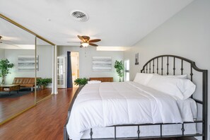 3 chambres, bureau, fer et planche à repasser, Wi-Fi gratuit