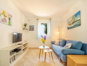 TV - Lumbarda Resort Apartments - Superior One bedroom Apartment G7 (Lumbarda)