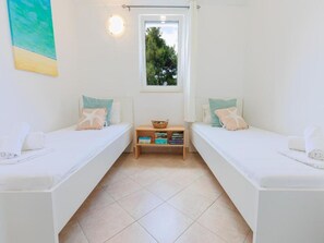 2 sovrum, internet och sängkläder