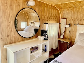 1 quarto