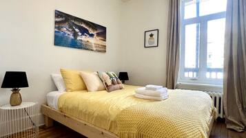 2 bedrooms, iron/ironing board, free WiFi, bed sheets