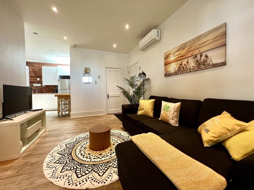 The Ananas ~ Charming accomodation in downtown Quebec