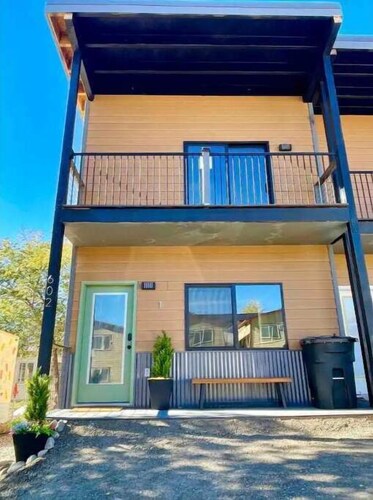 Cozy Wolf Lodge — Unit 1