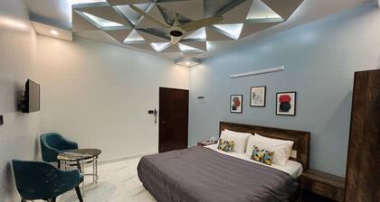 Karachi Inn Guest House