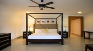 9 Schlafzimmer