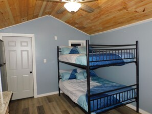 1 bedroom, WiFi, bed sheets
