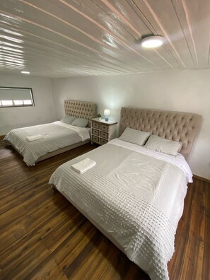 3 chambres, fer et planche Ă repasser, Wi-Fi, draps fournis