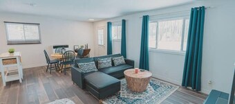 Adorable Guest House near EPIC Wineries!
