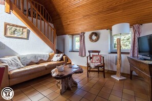 Télévision, cheminée