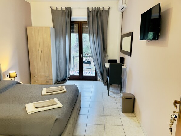 3 Schlafzimmer, Bügeleisen/Bügelbrett, Reisekinderbett, WLAN