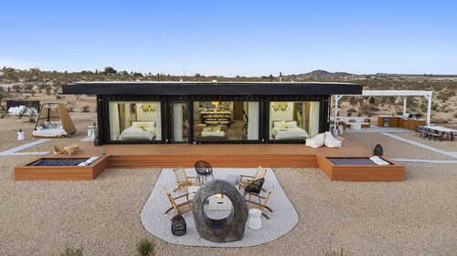 Joshua Tree Off-Grid Container Home
