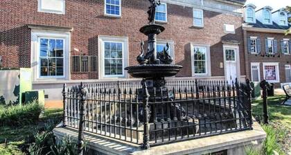 Large 2 Bedroom Parlor Floor apt